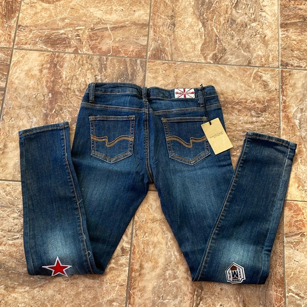 Skinny Jeans with Patches - Picture 4 of 6